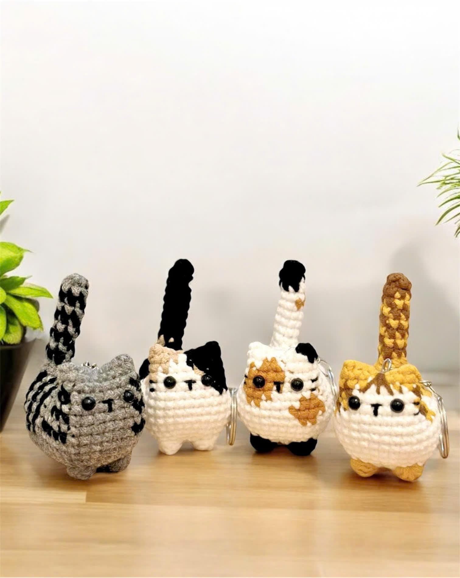 Handmade Crochet Cat Keychain: Mini Amigurumi Keyring