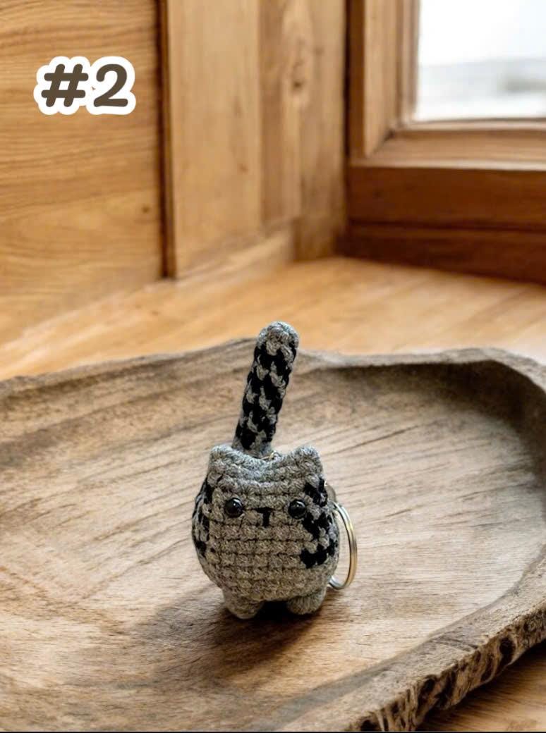 Handmade Crochet Cat Keychain: Mini Amigurumi Keyring