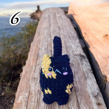 Crochet Cat Plushie: Handmade Chubby Amigurumi Kitty