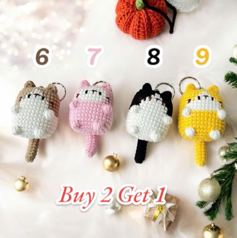 Crochet Cat Keychain: Handmade Cotton Amigurumi Keyring