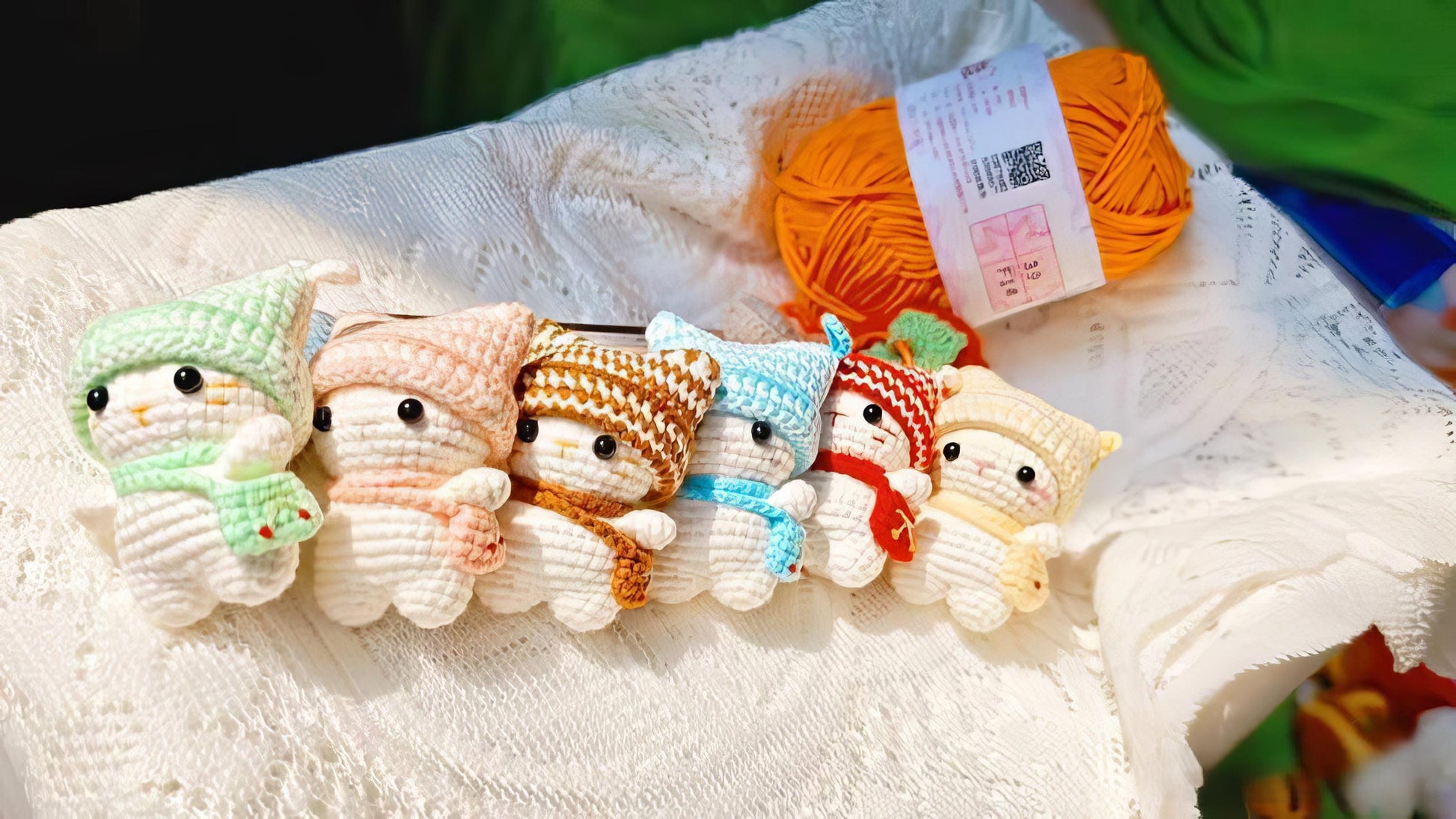 Crochet Cat Keychain: Handmade Amigurumi Beanie Cat Keyring