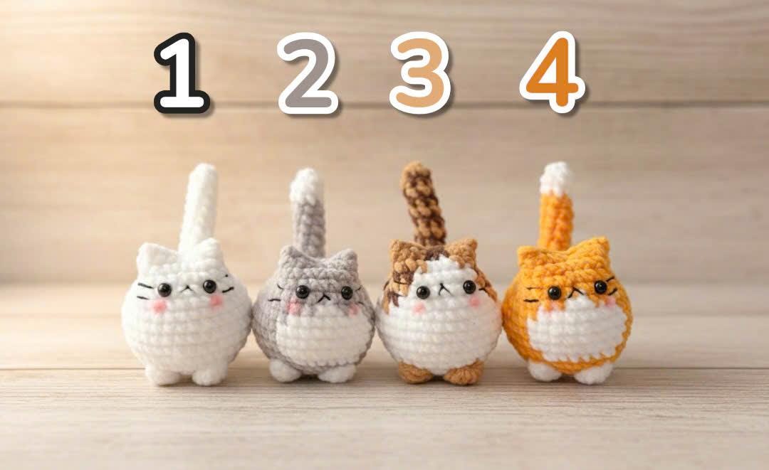 Crochet mini cat keychain, Cute Gift for Cat Lovers, Crochet Cat Stuffed Animal ,soft chubby kitty, Car Keyring, Bag Decoration, Amigurumi