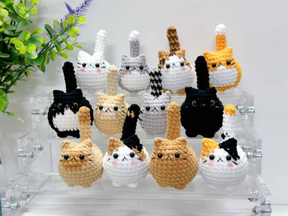 Crochet mini cat keychain, Cute Gift for Cat Lovers, Crochet Cat Stuffed Animal ,soft chubby kitty, Car Keyring, Bag Decoration, Amigurumi